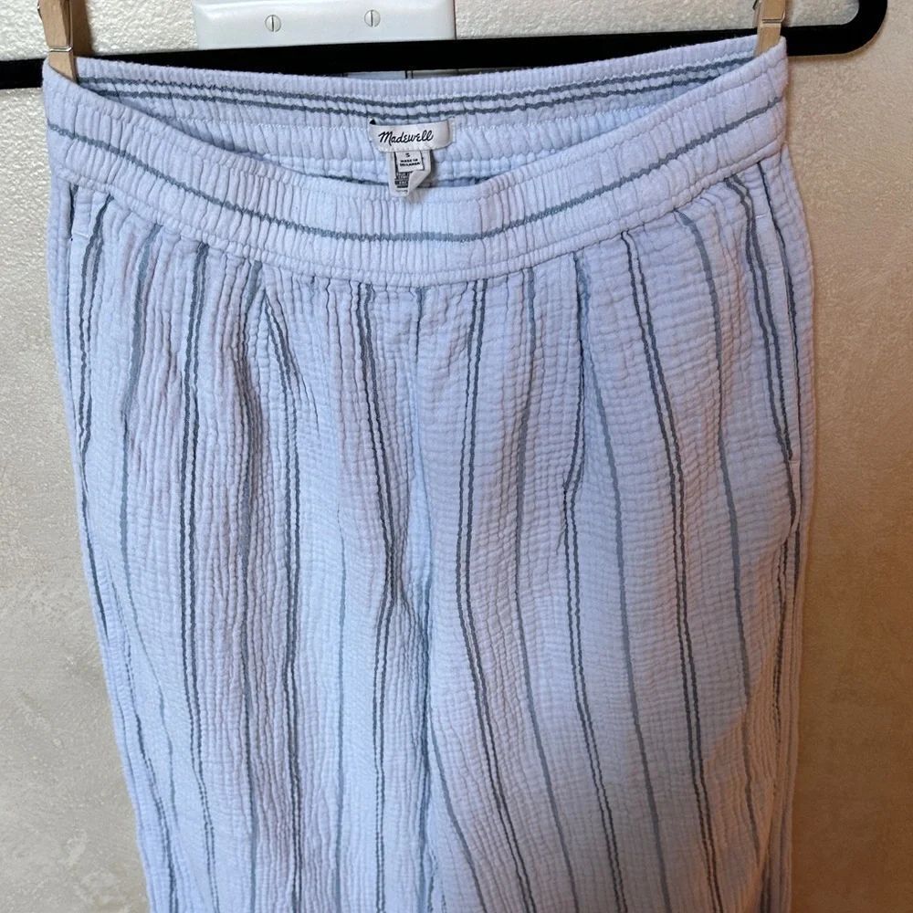 EUC Madewell The Untailored Wide-Leg Crop Pant in Striped Lightspun sz small - Picture 3 of 5